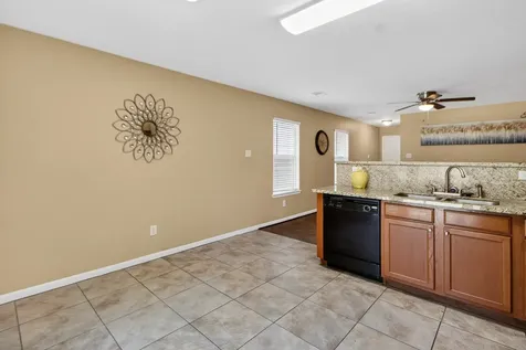 919 Staffordale Manor Lane Houston TX 77047