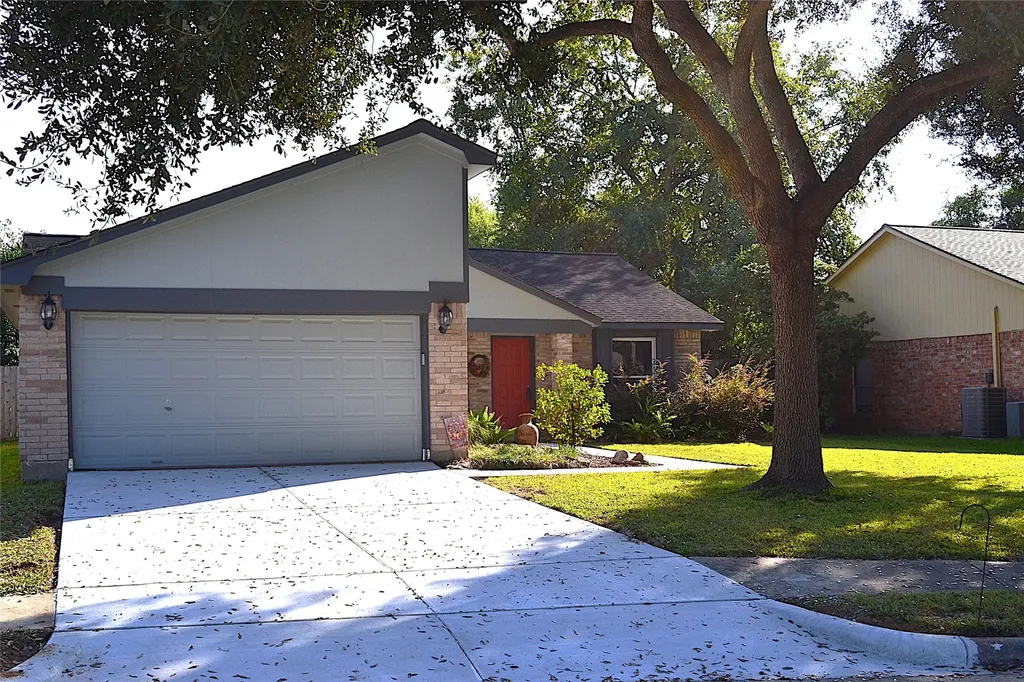 1907 Audubon Court Richmond TX 77406