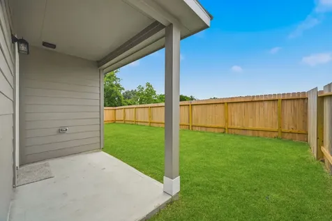 1879 Redwood Lane Dayton TX 77535