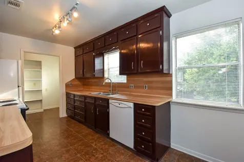 5508 Jessamine Street Houston TX 77081