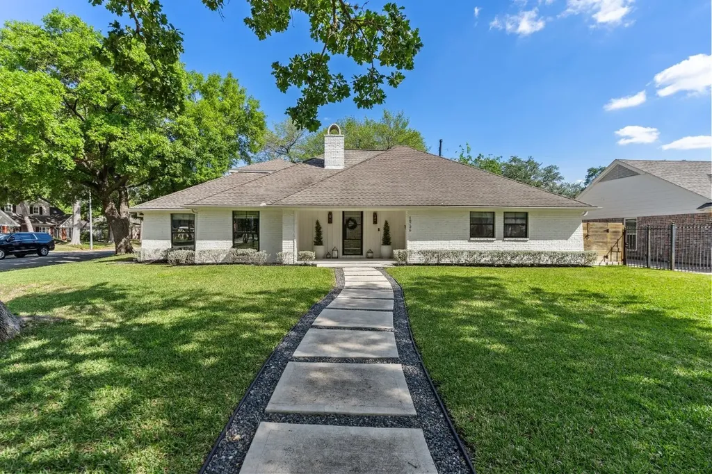 10726 Russett Drive Houston TX 77042