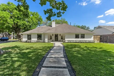 10726 Russett Drive Houston TX 77042