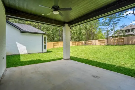 208 Lilac Tree Court Willis TX 77318