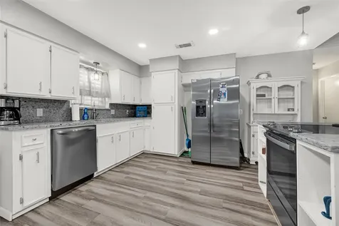 1227 Sailfish Street Hitchcock TX 77563