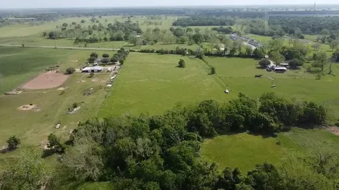 6707 Fm 1728 Boling TX 77420