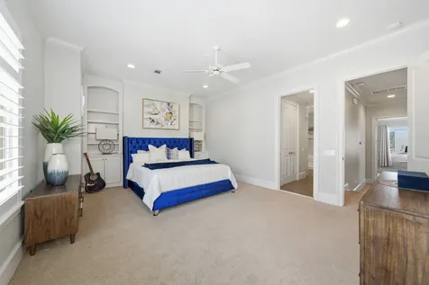 4915 Chenevert Street Houston TX 77004