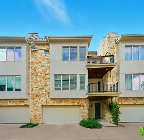 4915 Chenevert Street Houston TX 77004