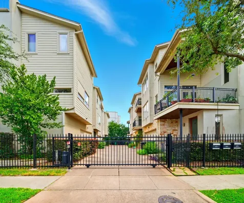 4915 Chenevert Street Houston TX 77004