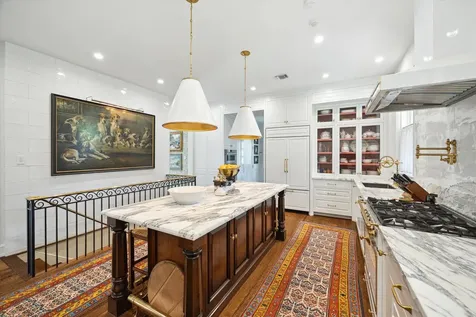 4019 Inverness Drive Houston TX 77019