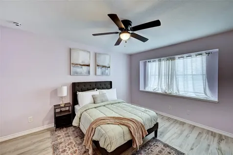 6 Oak Hollow Circle Cypress TX 77429
