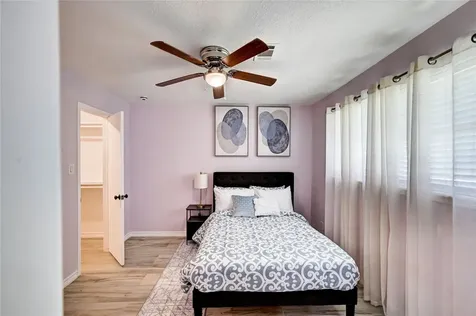 6 Oak Hollow Circle Cypress TX 77429