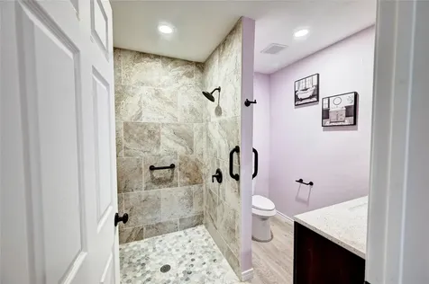 6 Oak Hollow Circle Cypress TX 77429