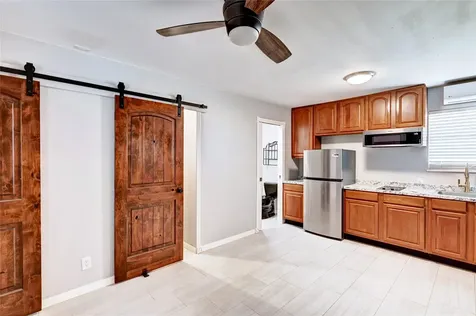 6 Oak Hollow Circle Cypress TX 77429