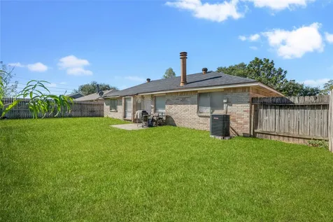 518 Northlawn Drive Houston TX 77073