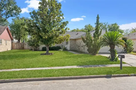 518 Northlawn Drive Houston TX 77073