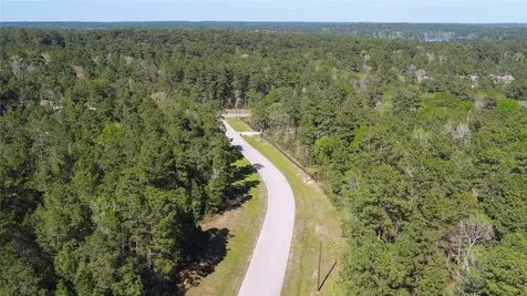000 Bighorn Road Huntsville TX 77358