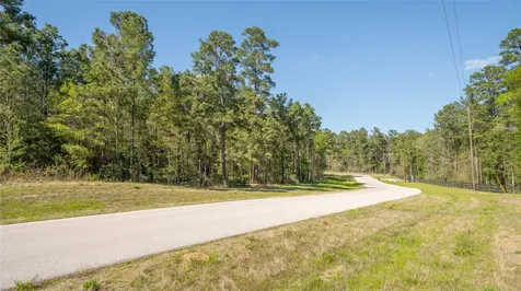 000 Bighorn Road Huntsville TX 77358