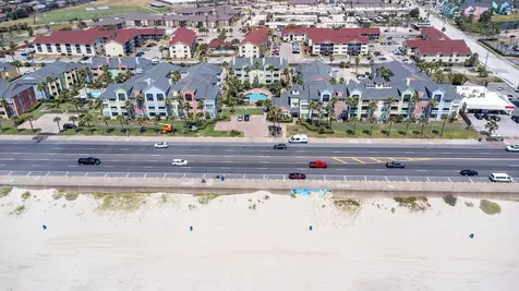 7000 Seawall Boulevard 813 Galveston TX 77551
