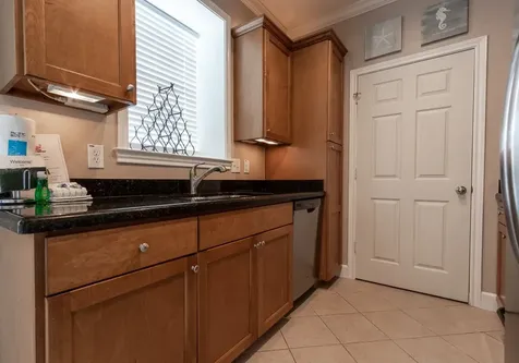 7000 Seawall Boulevard 813 Galveston TX 77551