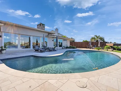 2882 Dominique Drive Galveston TX 77551