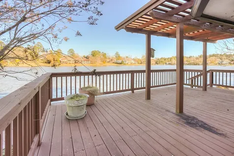1511 W Lake Shores Circle Huntsville TX 77340