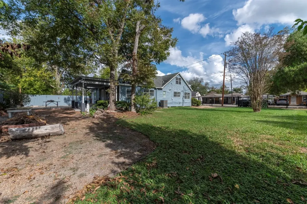 4303 Castor Street Houston TX 77022