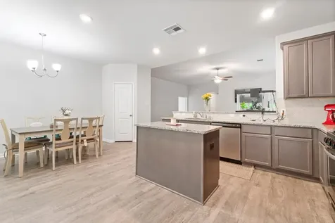 12259 N Chestnut Hills Drive Conroe TX 77303
