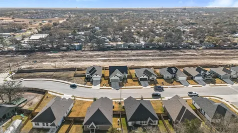 2506 Lightfoot Lane Bryan TX 77803