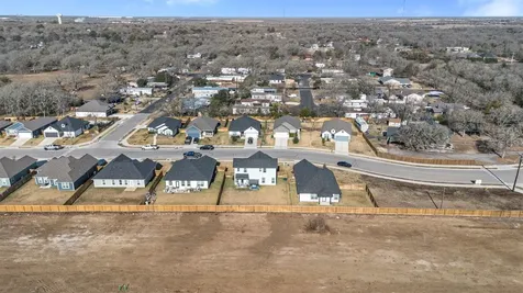 2506 Lightfoot Lane Bryan TX 77803