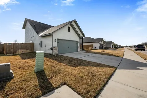 2506 Lightfoot Lane Bryan TX 77803