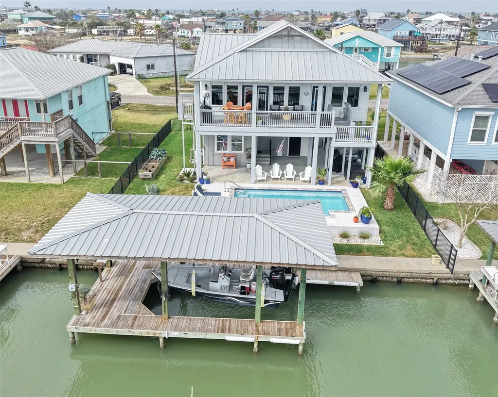 117 Ball Street Rockport TX 78382
