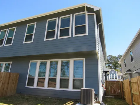 562 Dry Fork Lane Conroe TX 77304