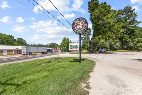 203 W Elder Street Colmesneil TX 75938