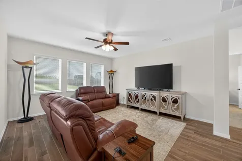 2835 Bisbee Road League City TX 77573
