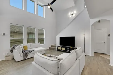 11208 Danny Lane Willis TX 77318