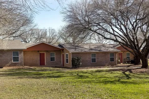 1200 E Frio Street Pearsall TX 78061