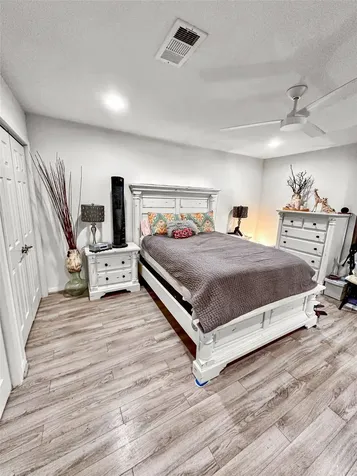 5800 Lumberdale Road 89 Houston TX 77092