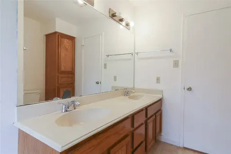 10802 Sashay Drive Houston TX 77099