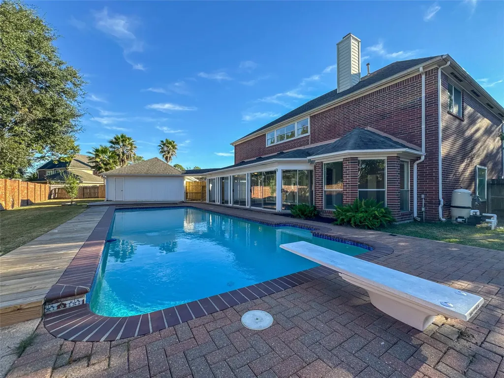 2210 Crossbrook Court League City TX 77573