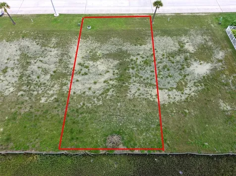 Lot 28 Tiki Drive Tiki Island TX 77554