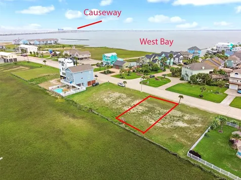 Lot 28 Tiki Drive Tiki Island TX 77554