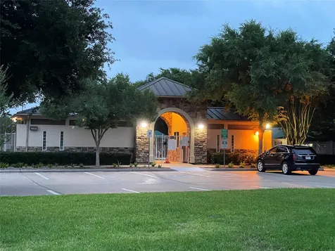 7902 Crescent Village Lane Richmond TX 77407