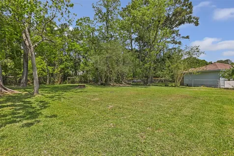 2543 Fountain View Street New Caney TX 77357