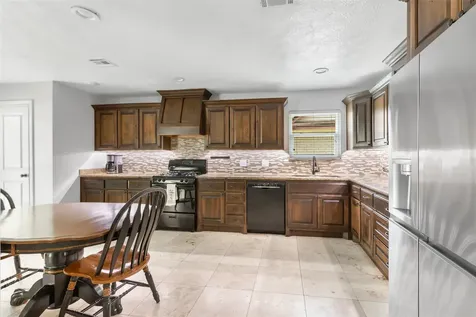 2543 Fountain View Street New Caney TX 77357