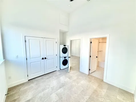 2102 Mechanic Street 102 Galveston TX 77550
