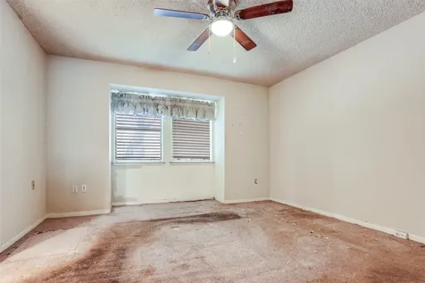 2200 Triway Lane 87 Houston TX 77043