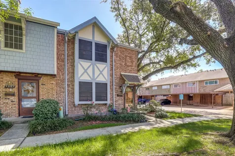 2200 Triway Lane 87 Houston TX 77043