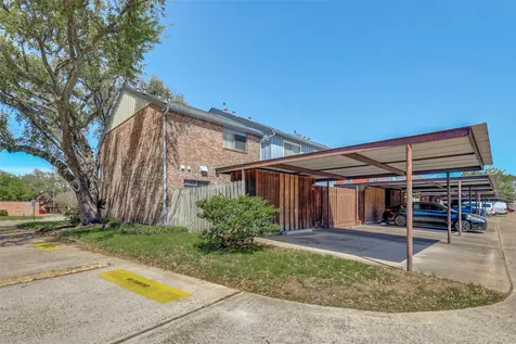 2200 Triway Lane 87 Houston TX 77043