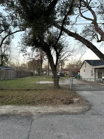 8153 Laura Koppe Road Houston TX 77028