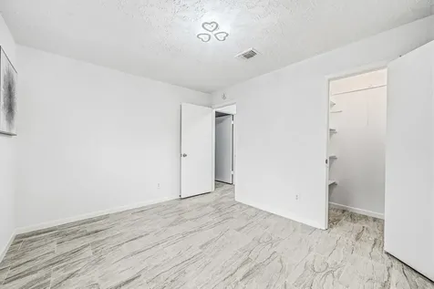 13118 Birch Grove Drive Houston TX 77099